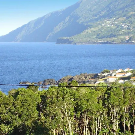 Home, Prainha De Baixo, Pico, Azores בית נופש *